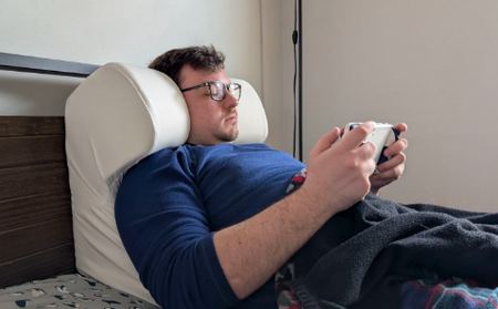 Snorinator Review 2026: Does This Upright Pillow Stop Snoring?